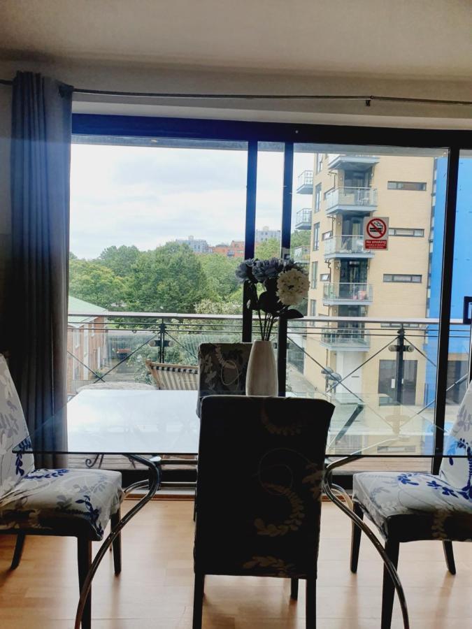 Luxury Canary Wharf Apartment With Free Parking London Ngoại thất bức ảnh